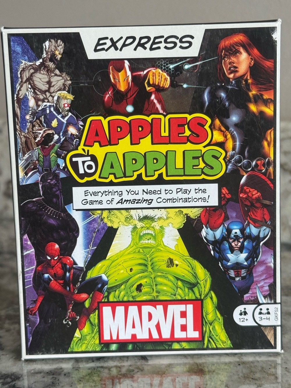 Marvel Apples to Apples Game - Red, Green, Yellow, Black
